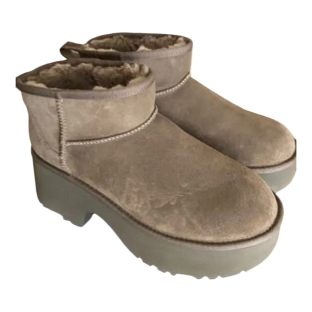 Ugg Classic Ultra Mini New Heights Platform Dark Brown Boots Women's Size 10 New